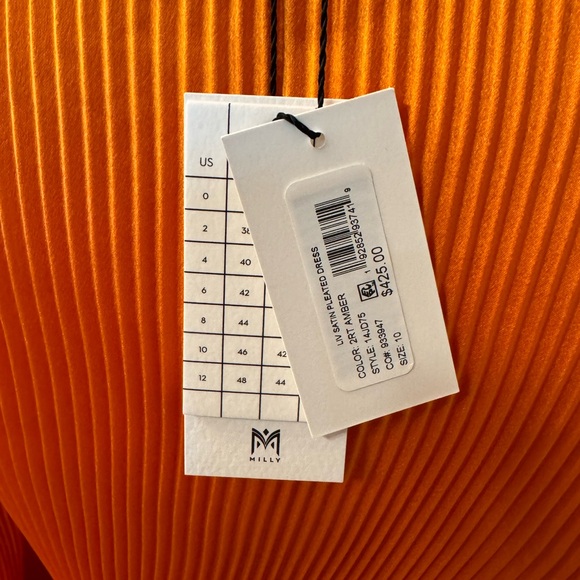 Milly Liv Pleat Tie Waist Long Sleeve Satin Dress in Amber size 10 - Picture 4 of 5